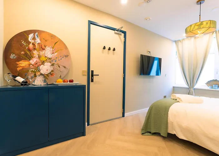 Family Double Floor View Art R3&5 Apartman *