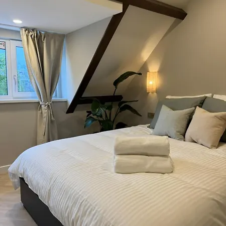 Family Double Floor View Art R3&5