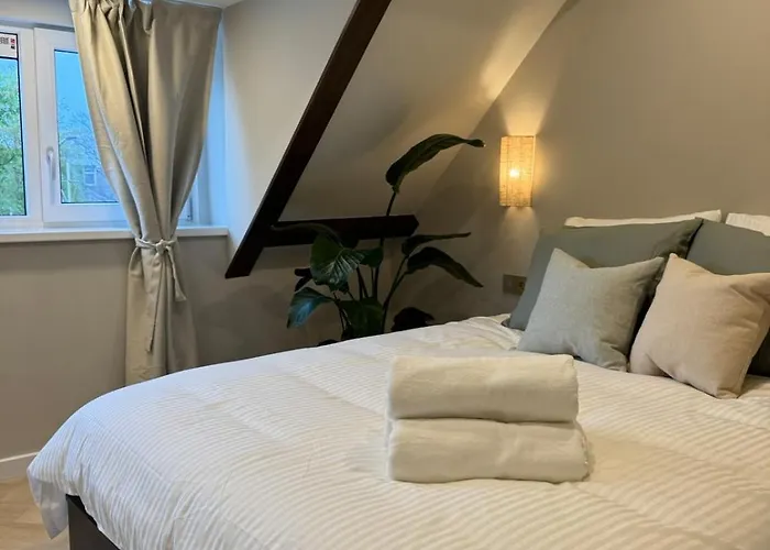 Family Double Floor View Art R3&5