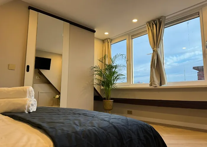 Family Double Floor View Art R3&5 *