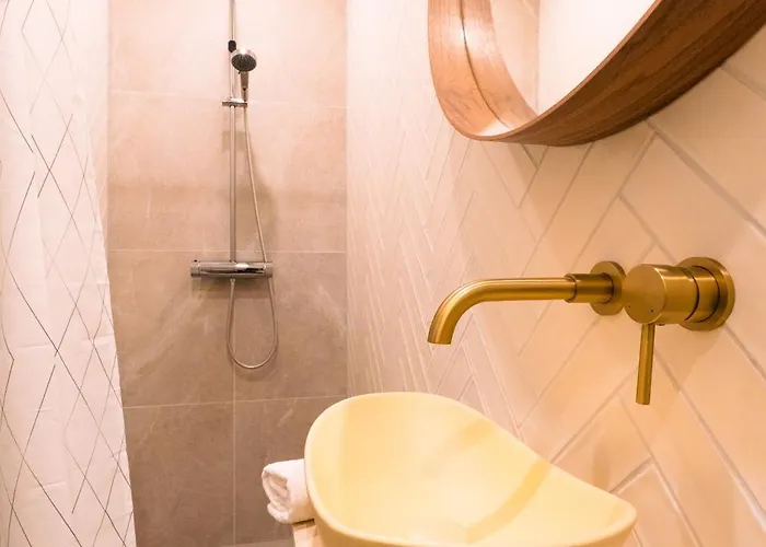 Family Double Floor View Art R3&5 Гаага